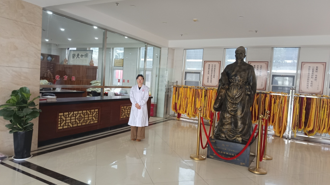 布依女中医 千里拜师求“技”为治“瘤” - 打造神经康复品牌